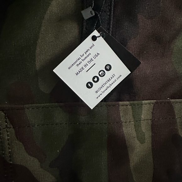 Love Thy Beast- Waxed Camouflage Canvas Pet Tote Bag - Picture 7 of 11
